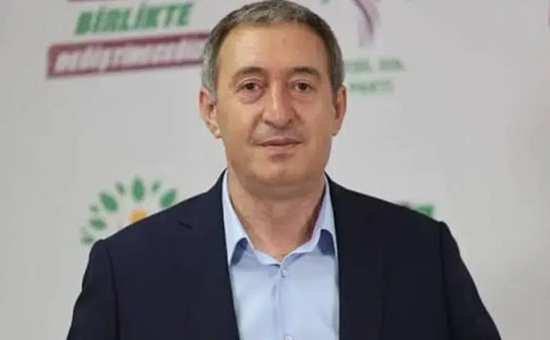 Sahalarda beklenen barış rüzgarı: Bakırhan’dan Amedspor-Erzurumspor maçı için kardeşlik mesajı
