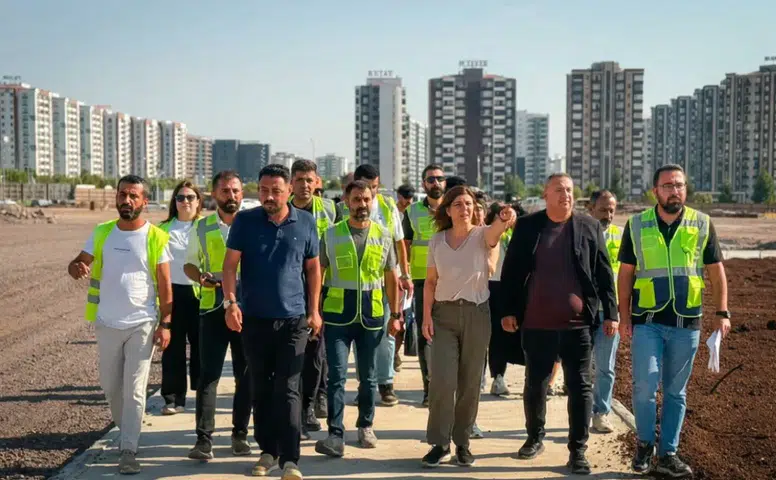 Diyarbakır’da yeşil seferberlik: Eşbaşkan Bucak dev park projelerini yerinde inceledi