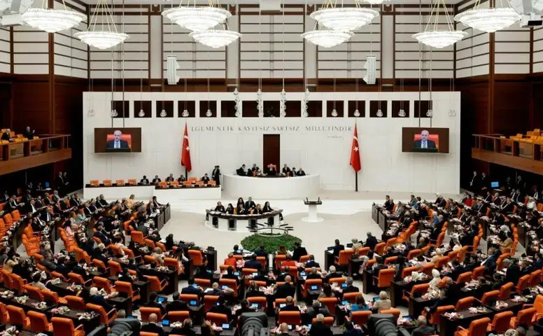 Çerçeve Yasa Tartışması: Barışın anahtarı mı, yoksa hukukta yeni bir belirsizlik mi?
