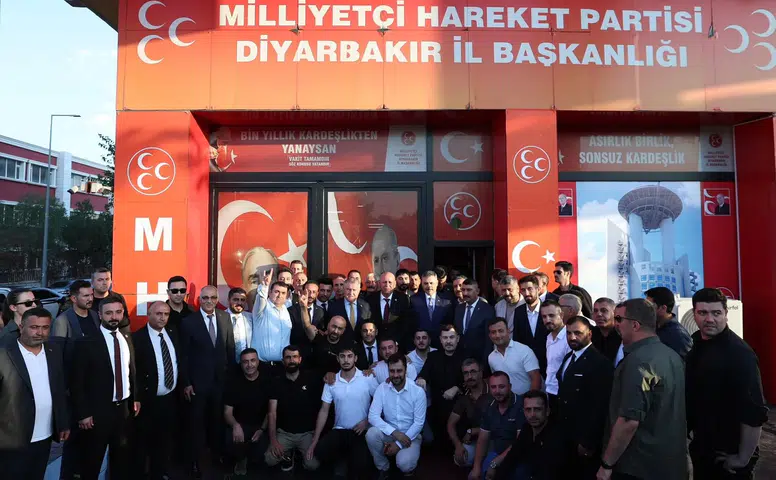 Bakanlar Diyarbakırda maç öncesi temaslarda bulundu