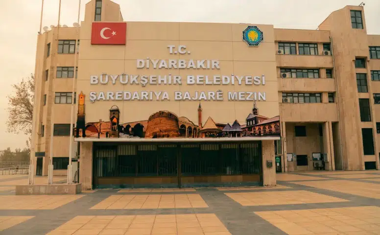 Diyarbakır Büyükşehir Belediyesi'nde gözler bugün yapılacak oylamada: Yeni eş başkan koltuğuna kim oturacak?