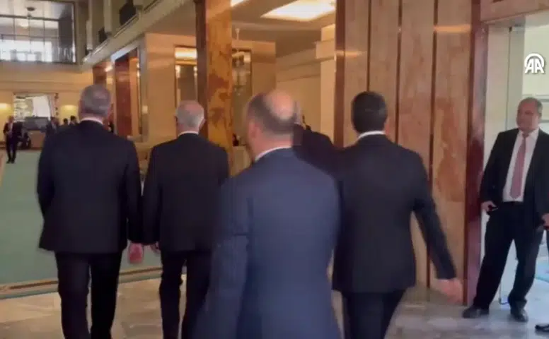 Avcılar'da ihale düğmesine basıldı: Belediyeye yönelik operasyonda 13 gözaltı