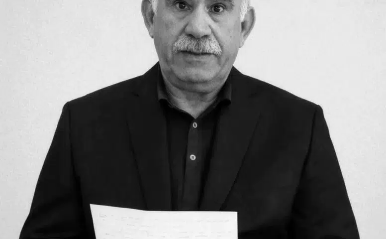 İmralı'dan tarihi mesaj: Silahsızlanma sürecinin merkezinde Öcalan olacak