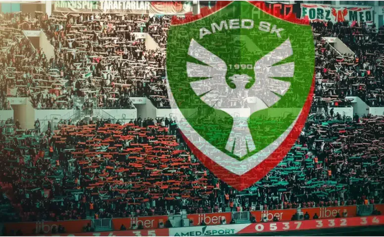 Amedspor'da gençlik operasyonu: Geleceğin yıldızları için imzalar atıldı