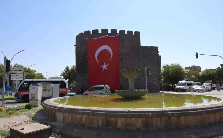 Diyarbakır iş dünyası Meclis'ten geçen toplumsal bütünleşme teklifini destekliyor