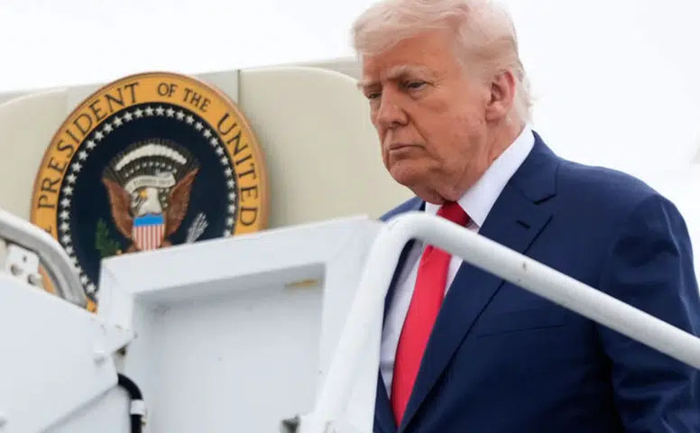 Trump'tan dünyayı sarsacak iddialar: İran korkuyor, Çin'e geçit yok