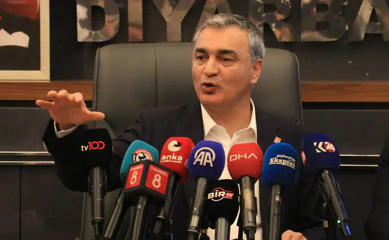 CHP Genel Başkan Yardımcısı Müslim Sarı Diyarbakır'da çözüm sürecini değerlendirdi