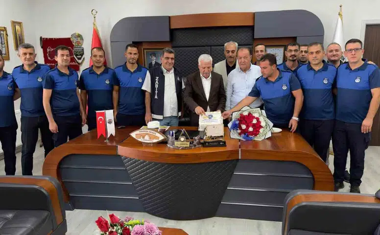 Çermik Belediye Başkanı zabıta ekiplerini makamında ağırladı