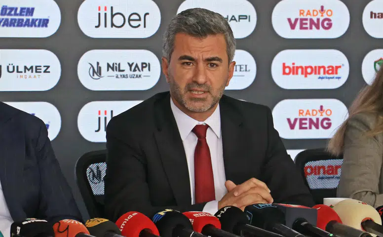 Amedspor Başkanı Nahit Eren kulüp üzerinden yaratılan gündemlere tepki gösterdi