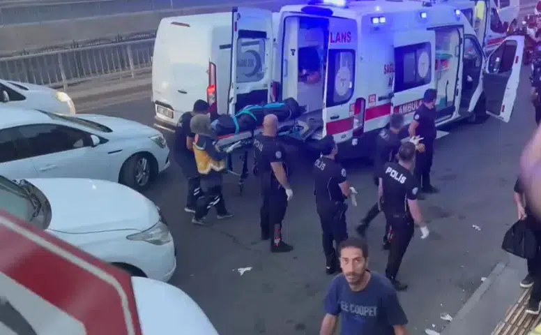 Diyarbakırda alacak kavgası kanlı bitti üç kişi hayatını kaybetti