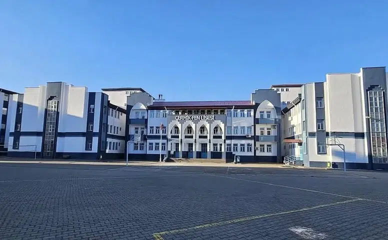 Çermik Fen Lisesinde 11 öğrenci hastanelik oldu