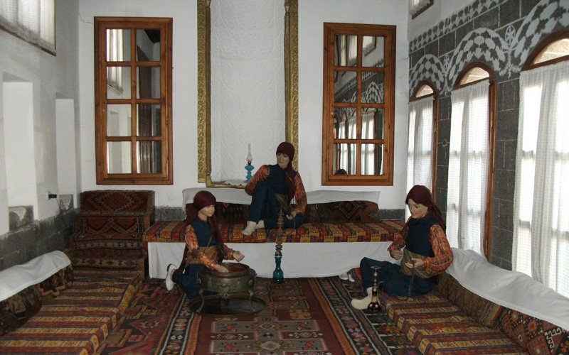 Diyarbakırlı ünlü şairin çocukluk yıllarının mekanı! 6