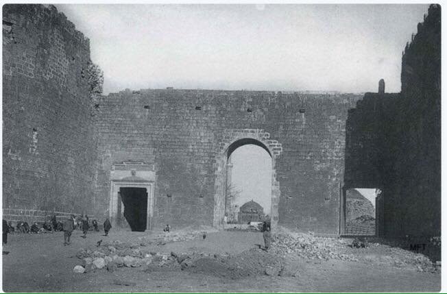 Geçmişten günümüze Diyarbakır'ın kalbi: Urfa Kapı 1