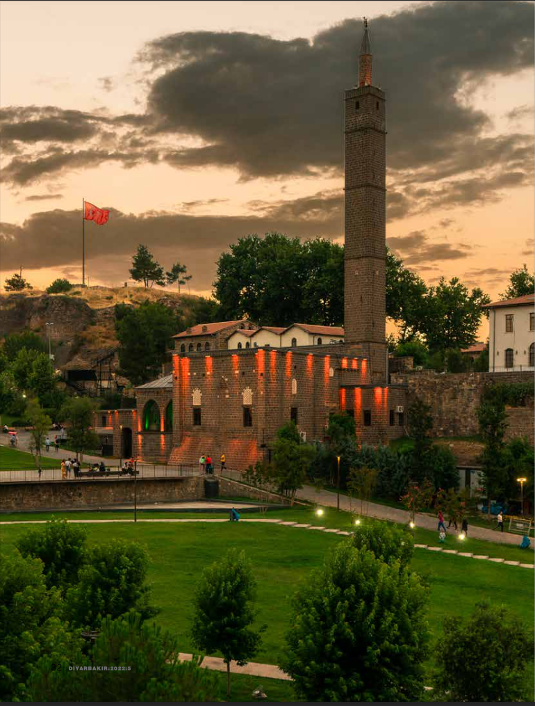 Tarih ve maneviyatın buluşma noktası: Hz. Süleyman Camii 5