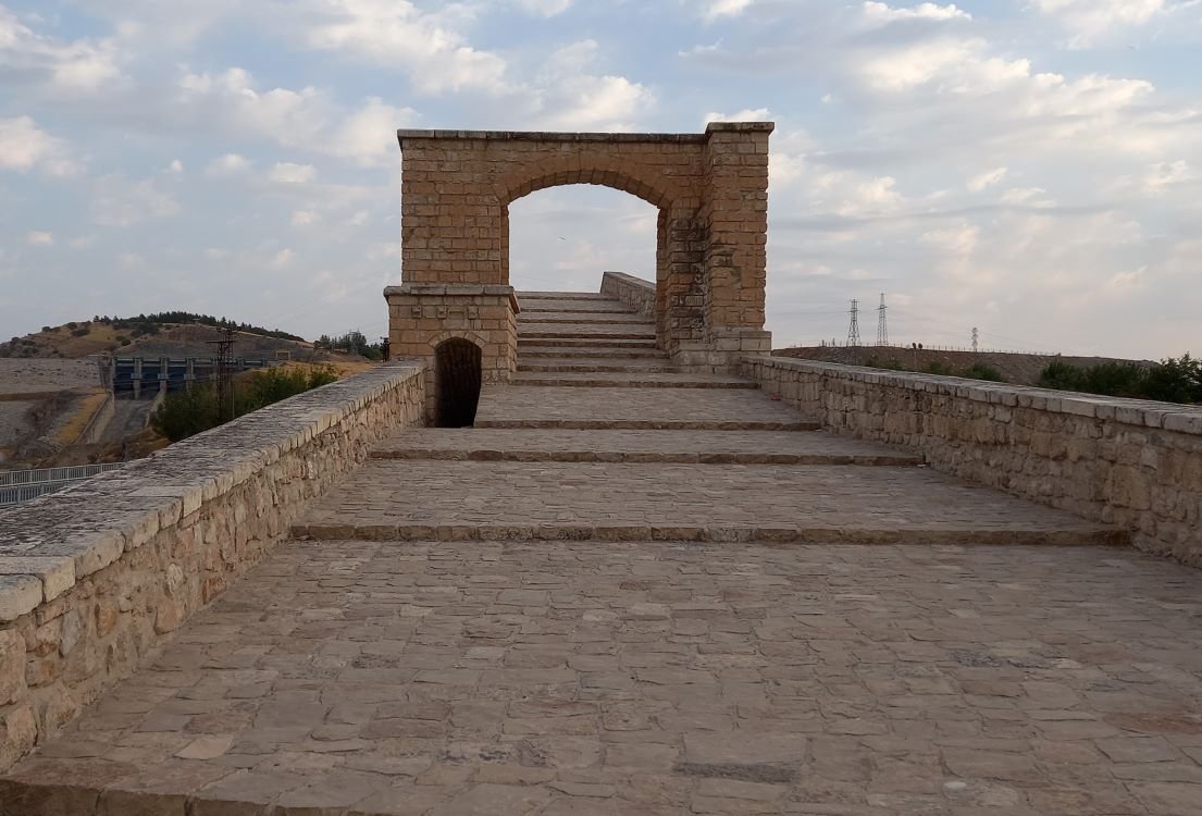 Unutulmaz aşkın hikayesi: Malabadi Köprüsü 2