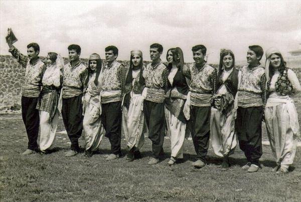 Diyarbakır'ın yöresel oyunu: Delilo 3