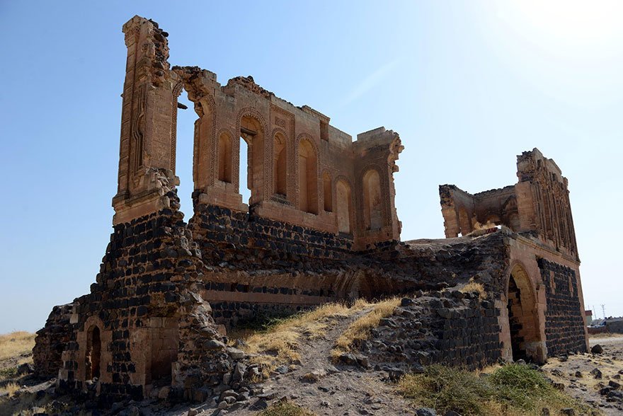 Geçmişin izlerini taşıyan anıt: Güzelşeyh Kasrı ve Medresesi 4