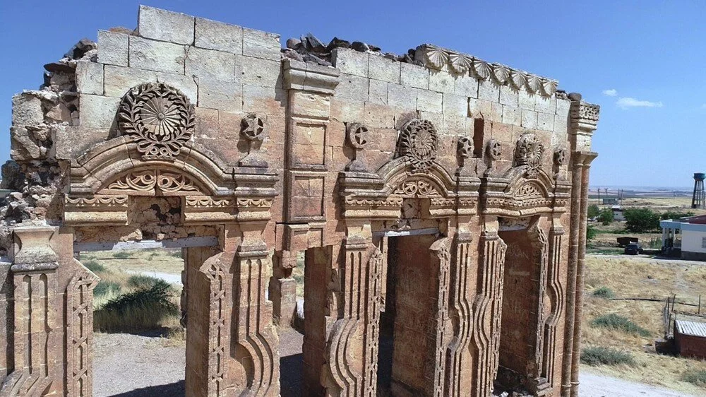 Geçmişin izlerini taşıyan anıt: Güzelşeyh Kasrı ve Medresesi 6