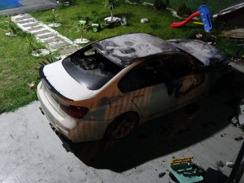 Eşi Evi Terk Etti, 2 Çocuğunu Öldürüp Intihar Etti (2)