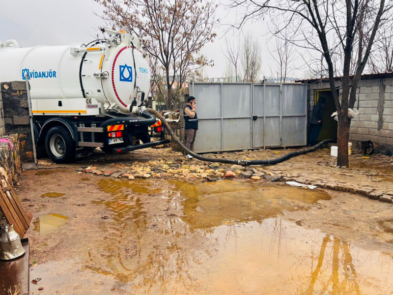 Çok Sayıda Ekip Görev Yapıyor