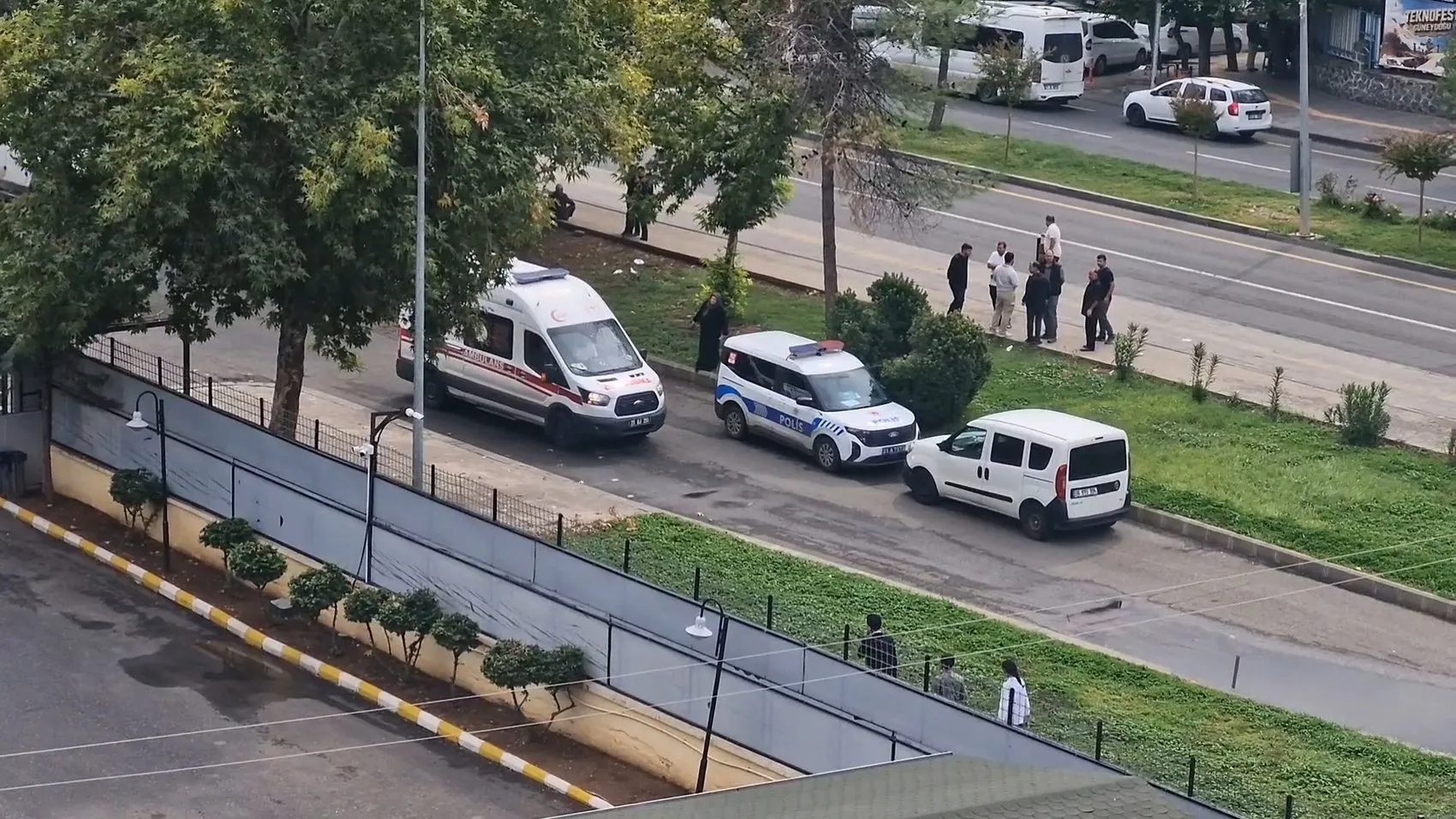Diyarbakır Adliyesi koridorunda tekme ve yumruklu kavga