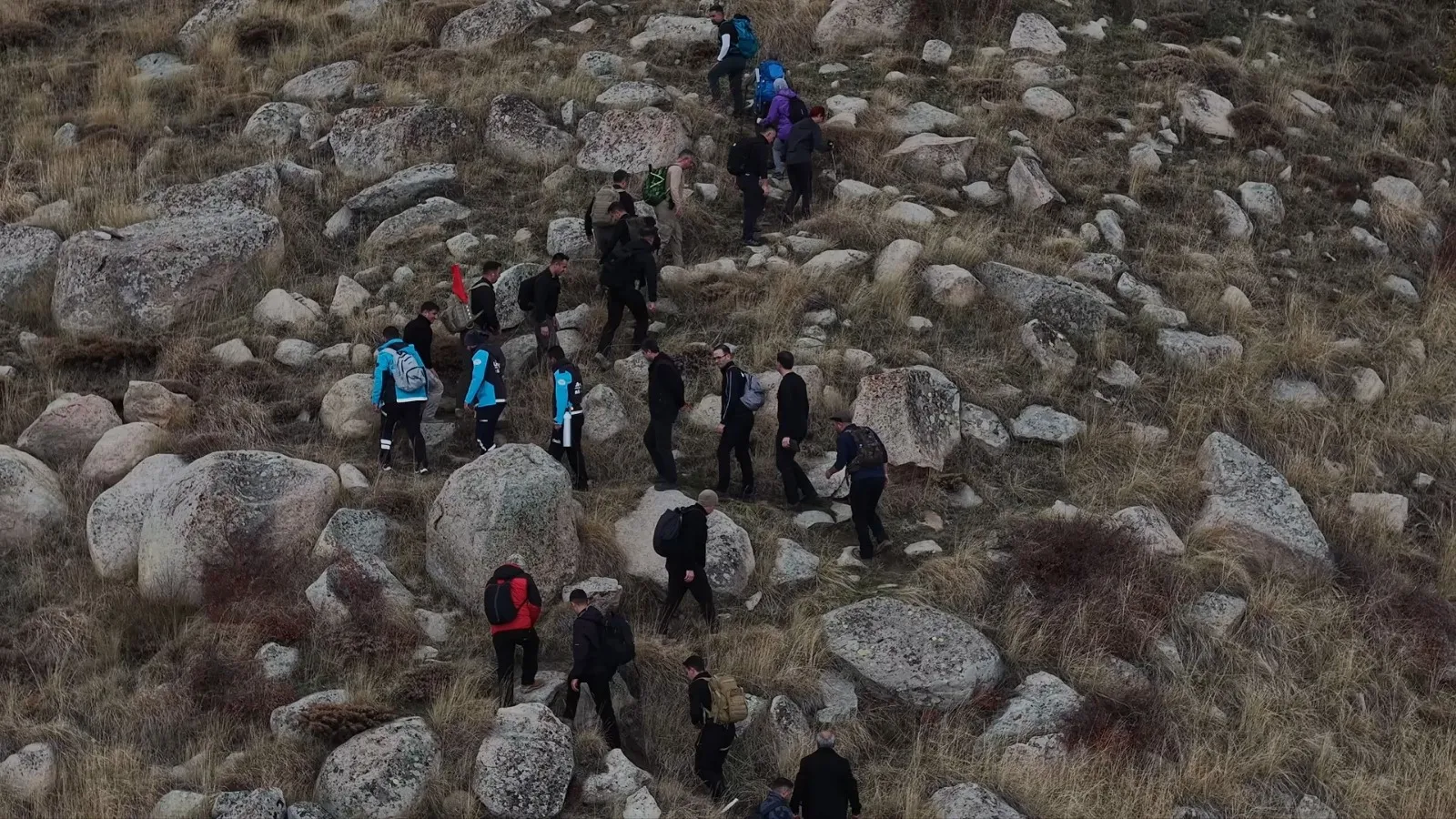 Bingöl'de Cumhuriyet coşkusu 2 bin 878 rakımlı Sülbüs Dağı'nın zirvesine taşındı