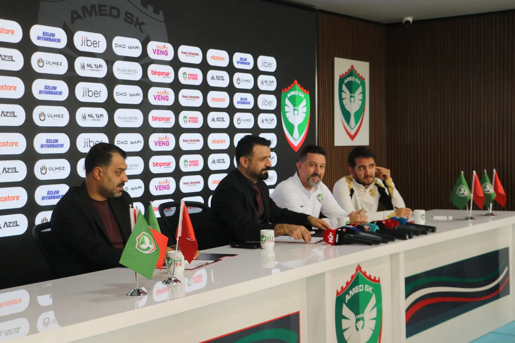 Besnik Hasi Amedsporun Süper Lig hedeflerini ve Samsunspor hazırlıklarını değerlendirdi