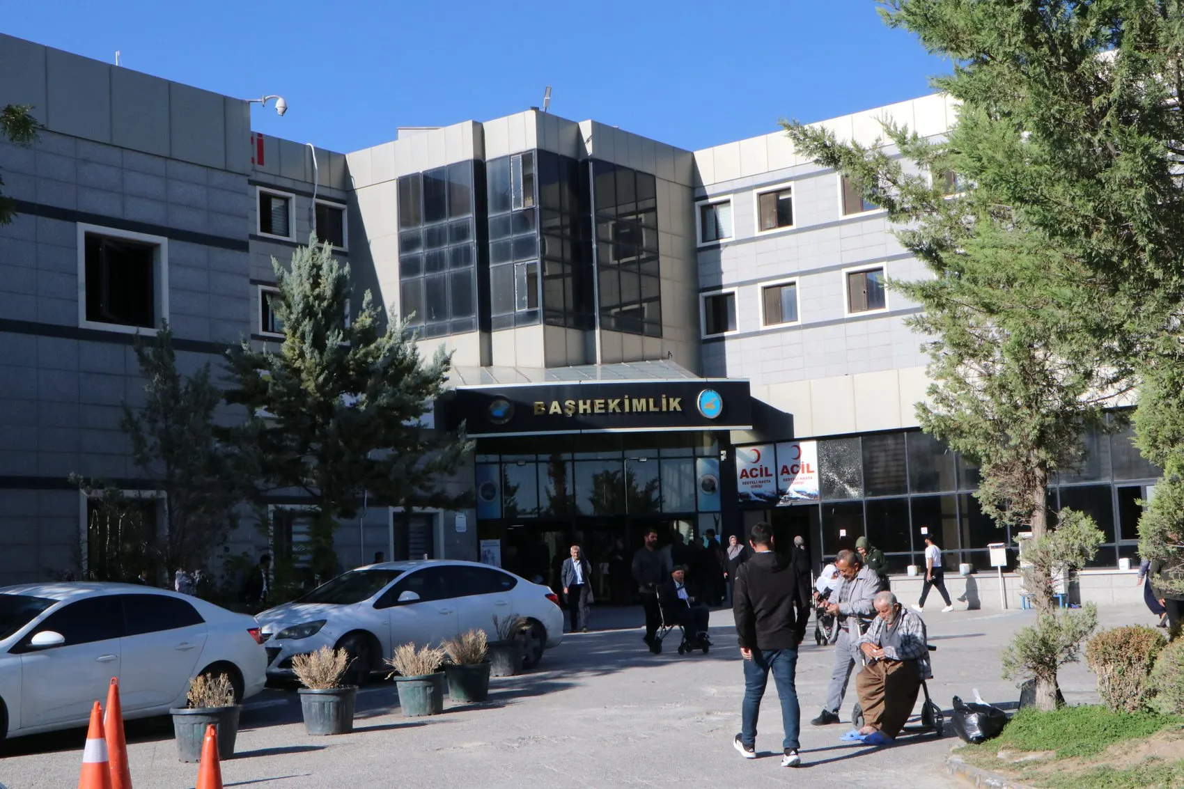Van'da beyin damar yumağı ameliyatsız yöntemle başarıyla tedavi edildi