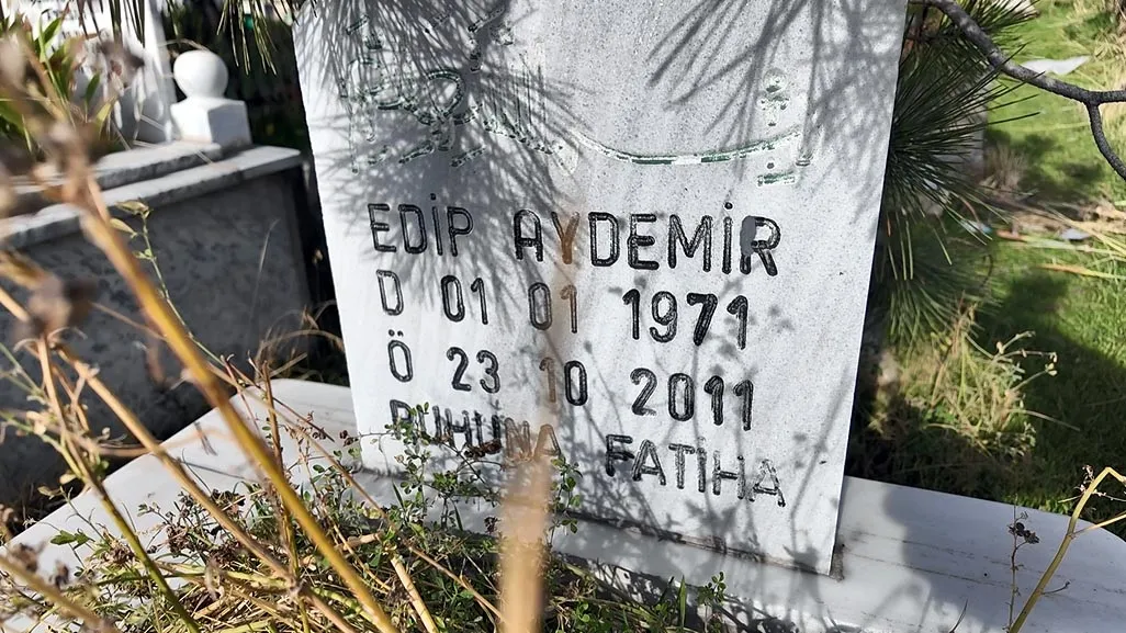 Van depreminin üzerinden 15 yıl geçti acılar hala taze