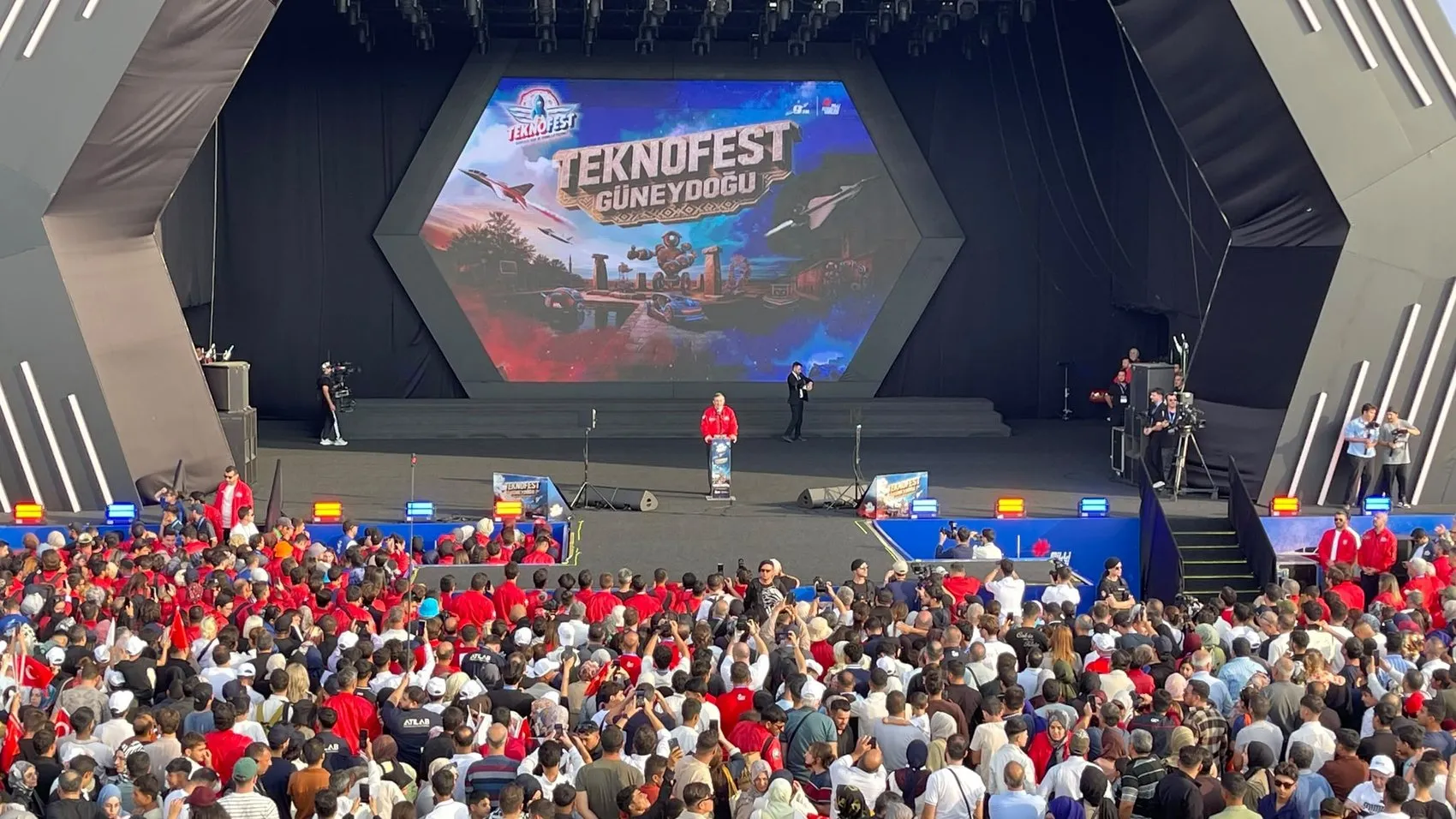 Selçuk Bayraktar Şanlıurfa'da TEKNOFEST rekorunu açıkladı