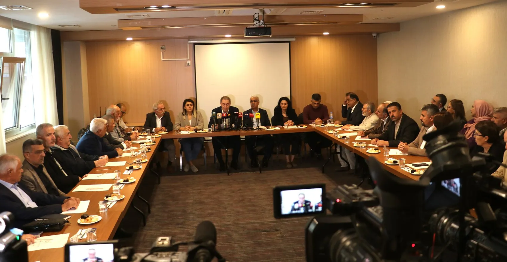 Bakırhan çözüm sürecindeki yavaşlamaya dikkat çekti