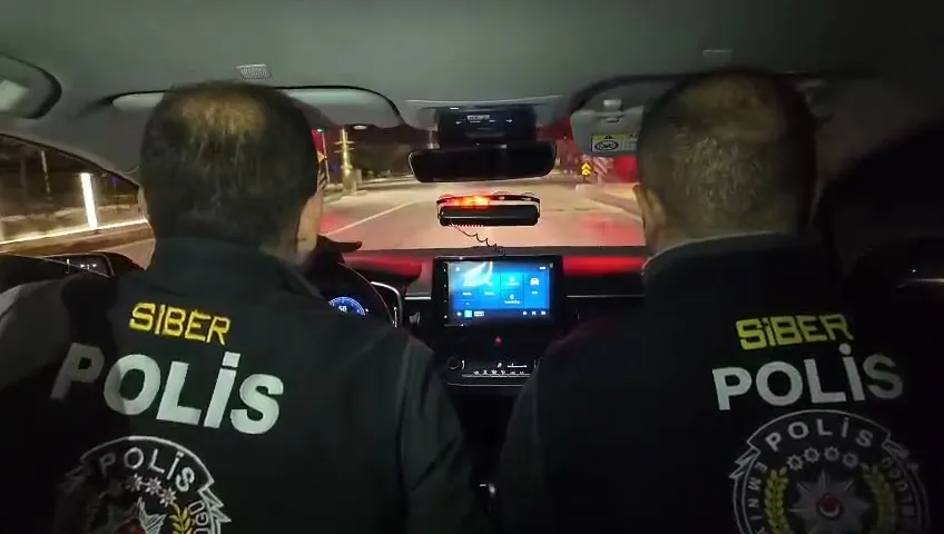 Elazığ merkezli 3 ilde yasa dışı bahis operasyonu; 9 gözaltı