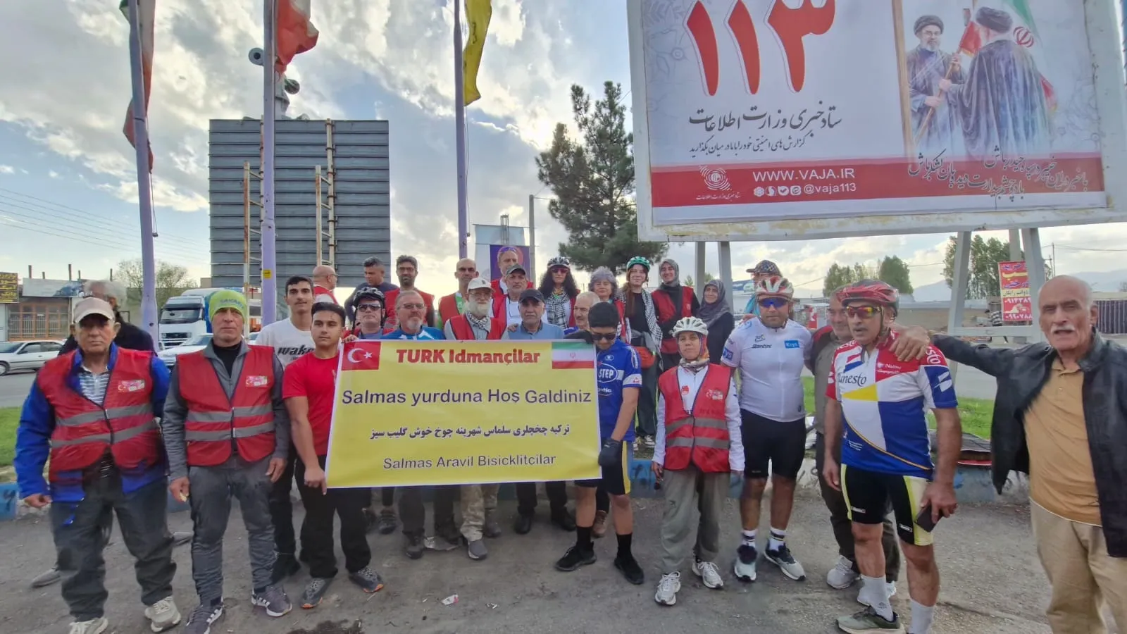 İran'da öldürülen çocuklar için 2 bin 865 kilometre pedal çevirdiler