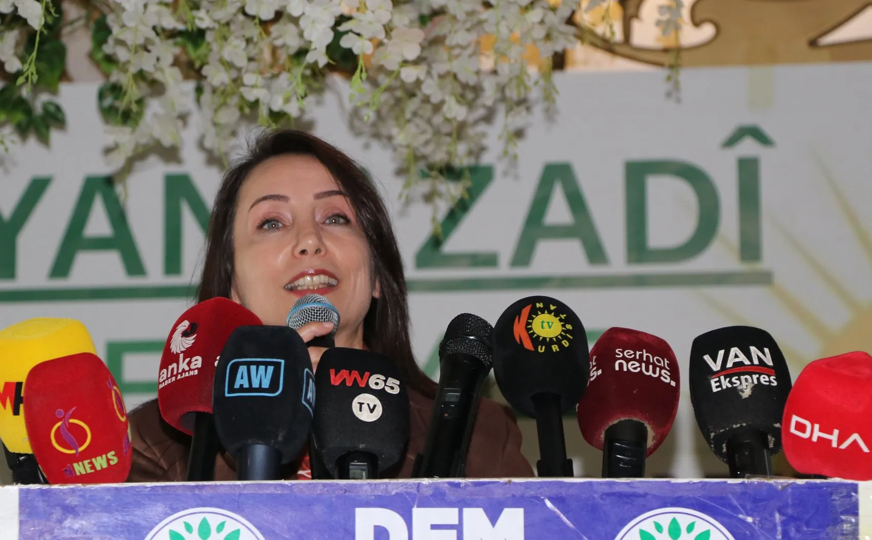Tülay Hatimoğulları: Çerçeve yasanın hayata geçirilmesi çok önemli
