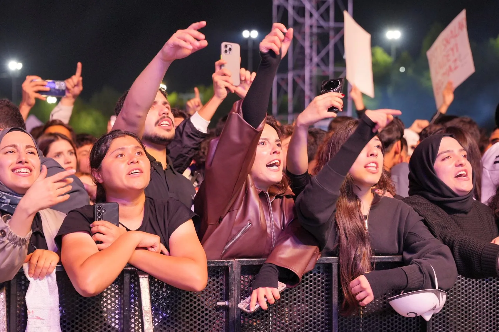 Sagopa Kajmer Diyarbakır Kültür Yolu Festivali'nde sahne aldı
