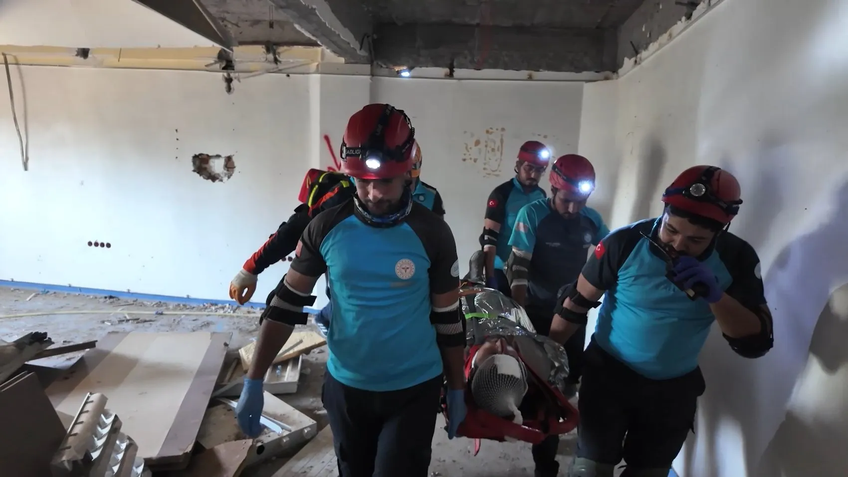 Şanlıurfa'da gerçeği aratmayan deprem tatbikatı