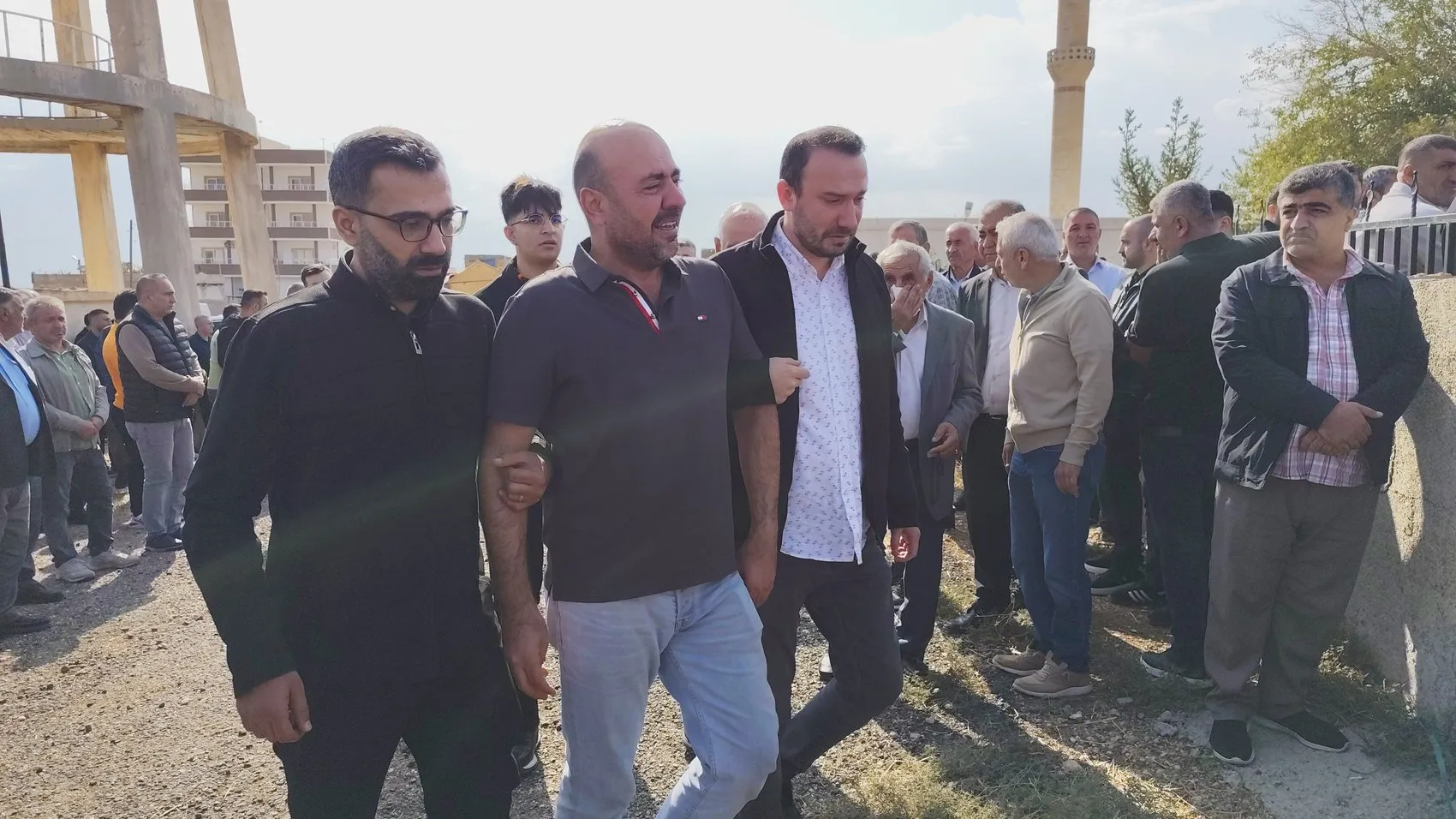 Nusaybin'de su kanalına uçan otomobilde hayatını kaybeden 6 kişi toprağa verildi