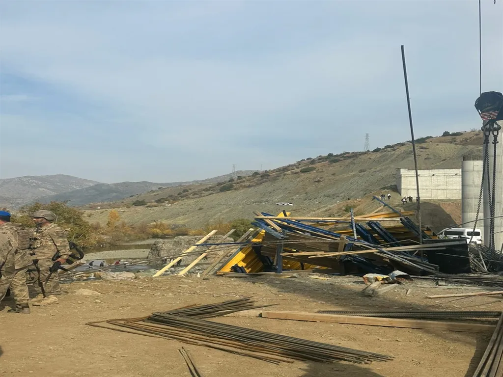 Diyarbakır'daki viyadük faciası davasında yeni bilirkişi raporu kararı