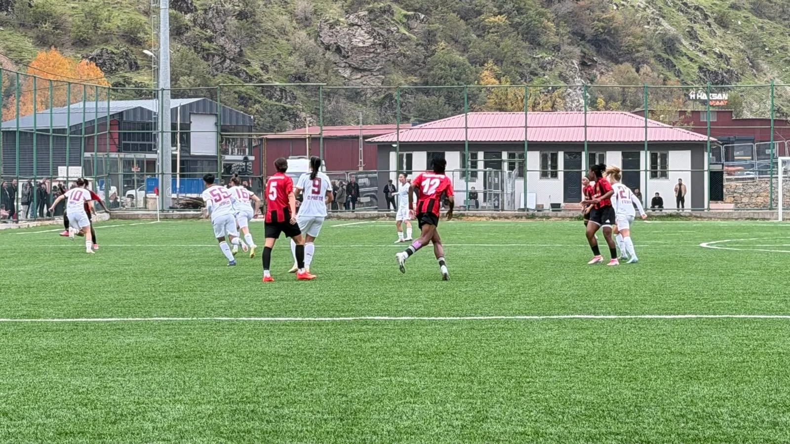 Yüksekova Spor ile Galatasaray Şemdinli'de puanları paylaştı