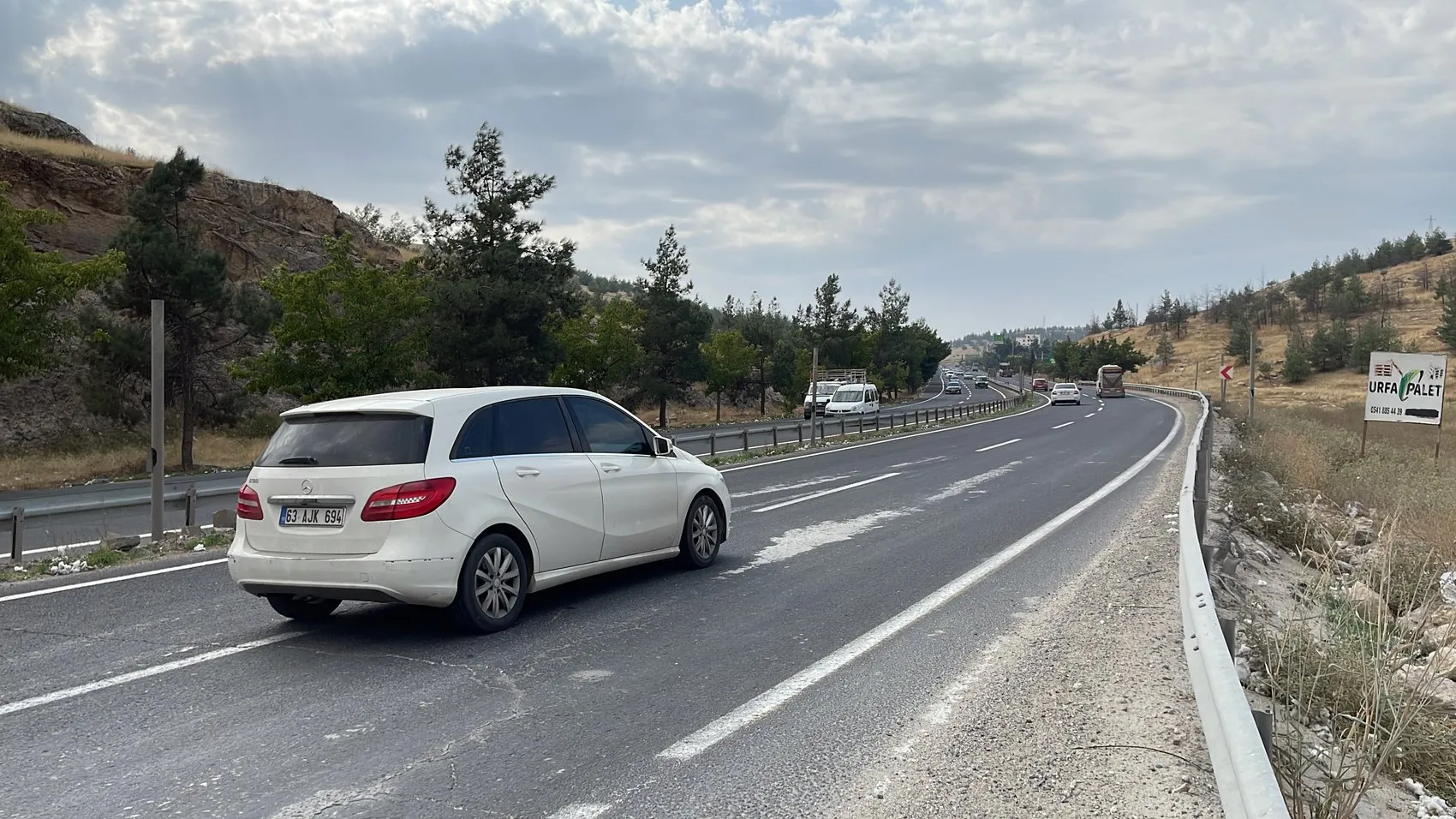 Şanlıurfa sanayi esnafı ana yol bağlantı noktasında kavşak düzenlemesi bekliyor