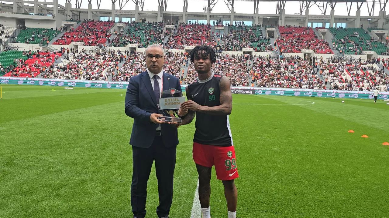 Amedsporlu Gift Orban eylül ayının golü ödülünü aldı