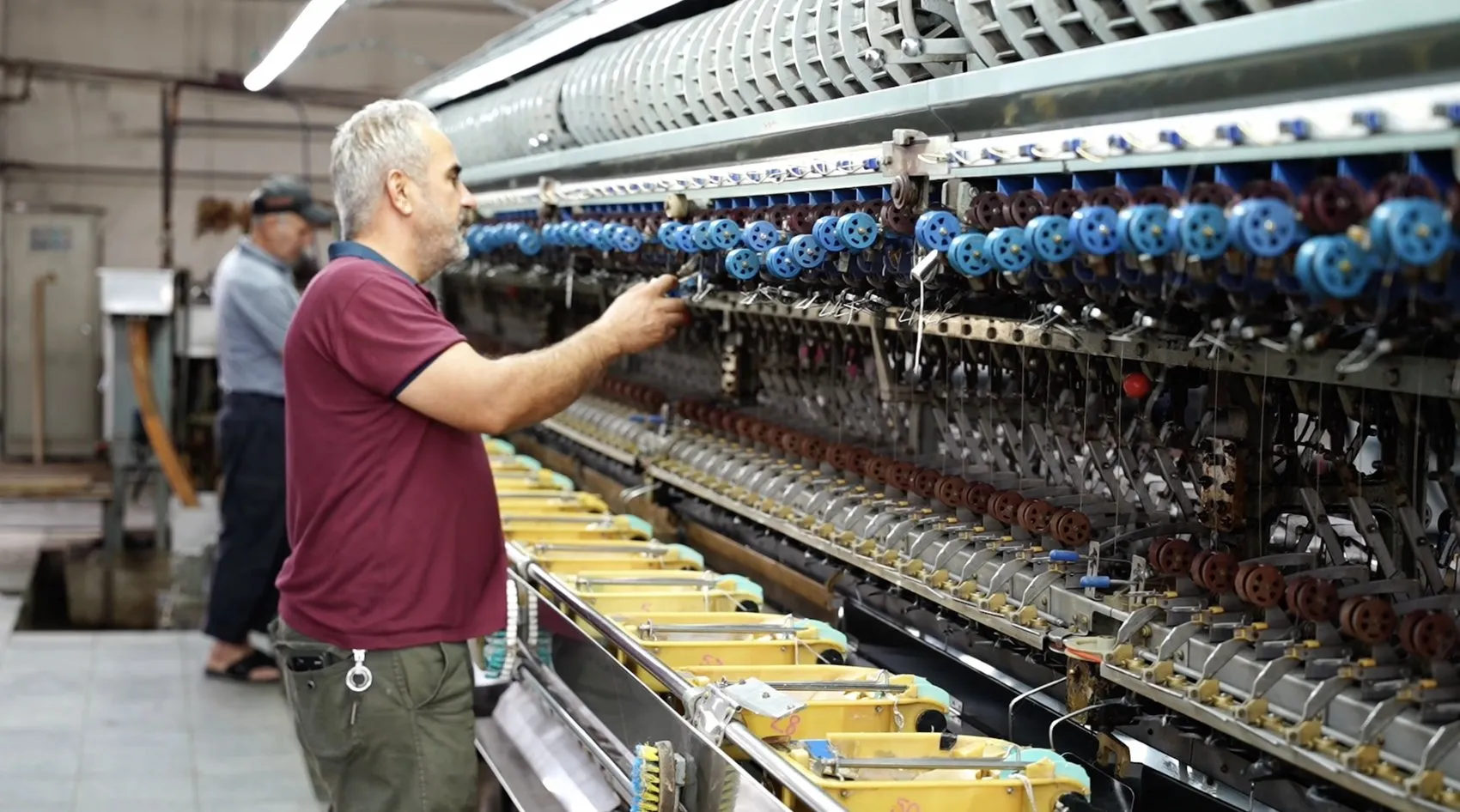Diyarbakır Kulp ilçesinde ipek böcekçiliği binlerce aileye geçim kapısı oldu