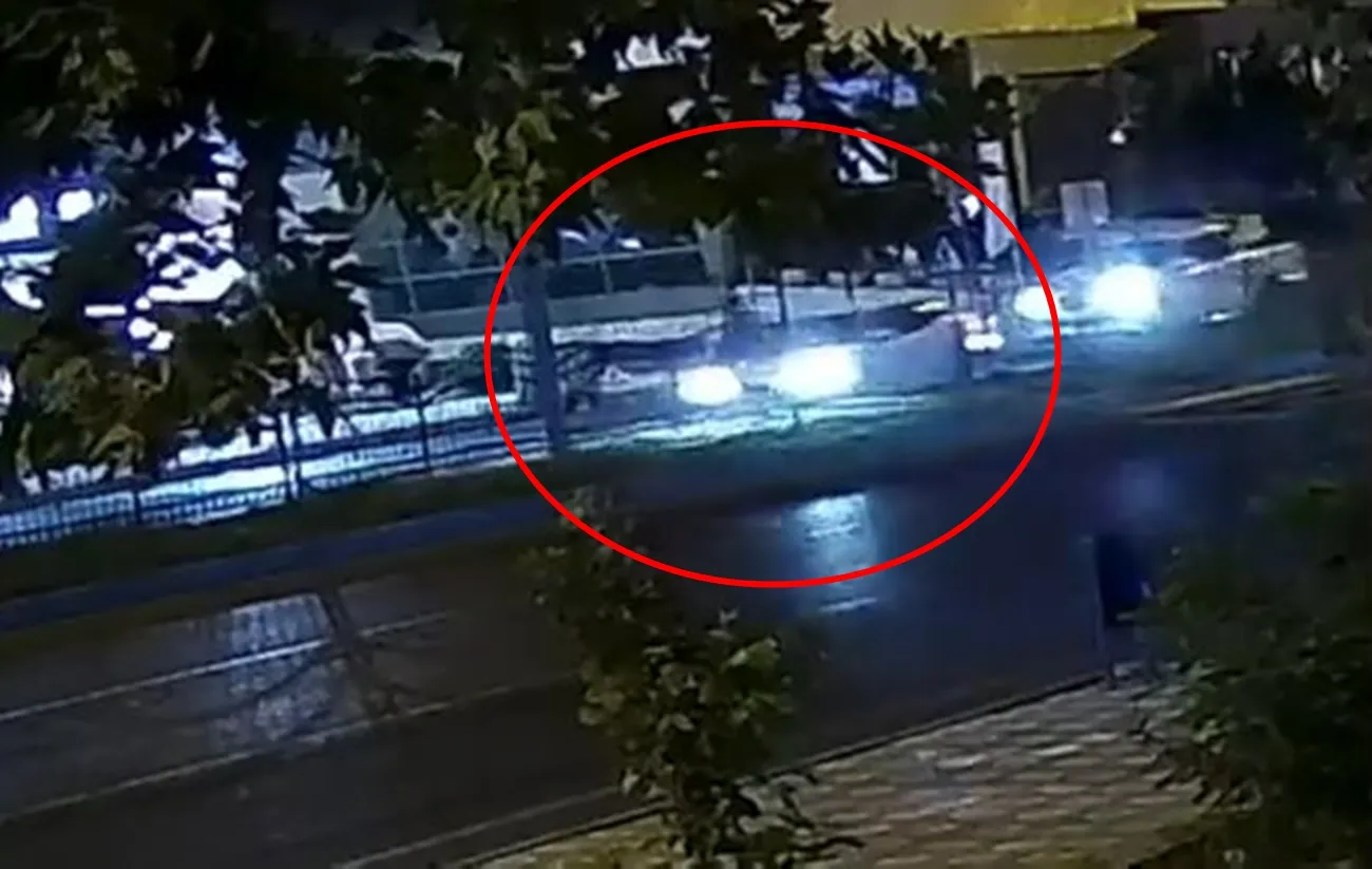 Batman'da yaya geçidinde yaşanan kaza güvenlik kamerasına yansıdı