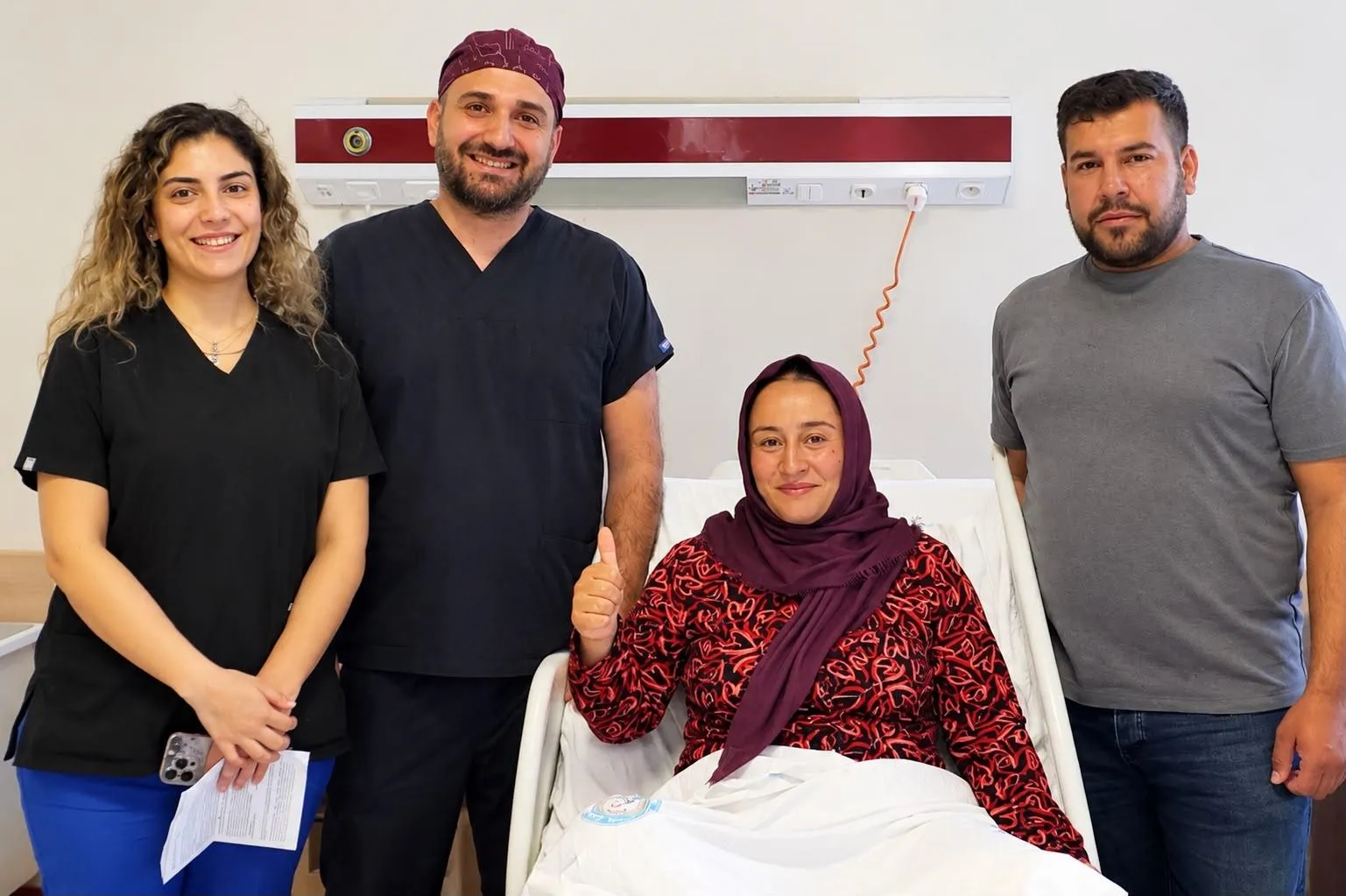 Şanlıurfa'da 12 yıllık ağrıya robotik cerrahi ile son verildi