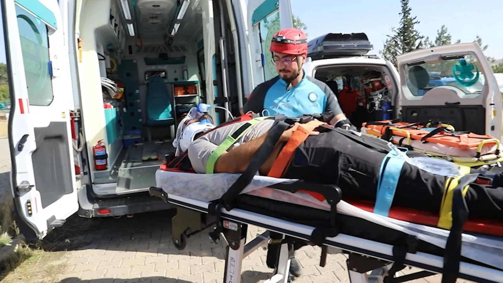 Şanlıurfa'da gerçeği aratmayan deprem tatbikatı
