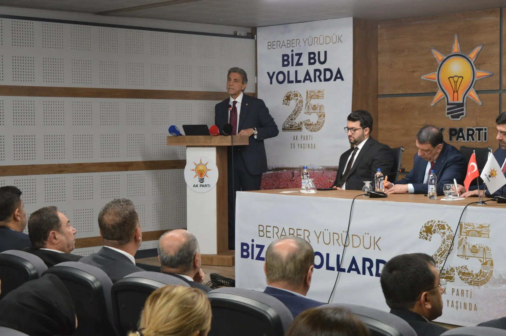 AK Parti yerel yönetimlerde dijital katılımcılığı artıracak reform paketini hazırlıyor