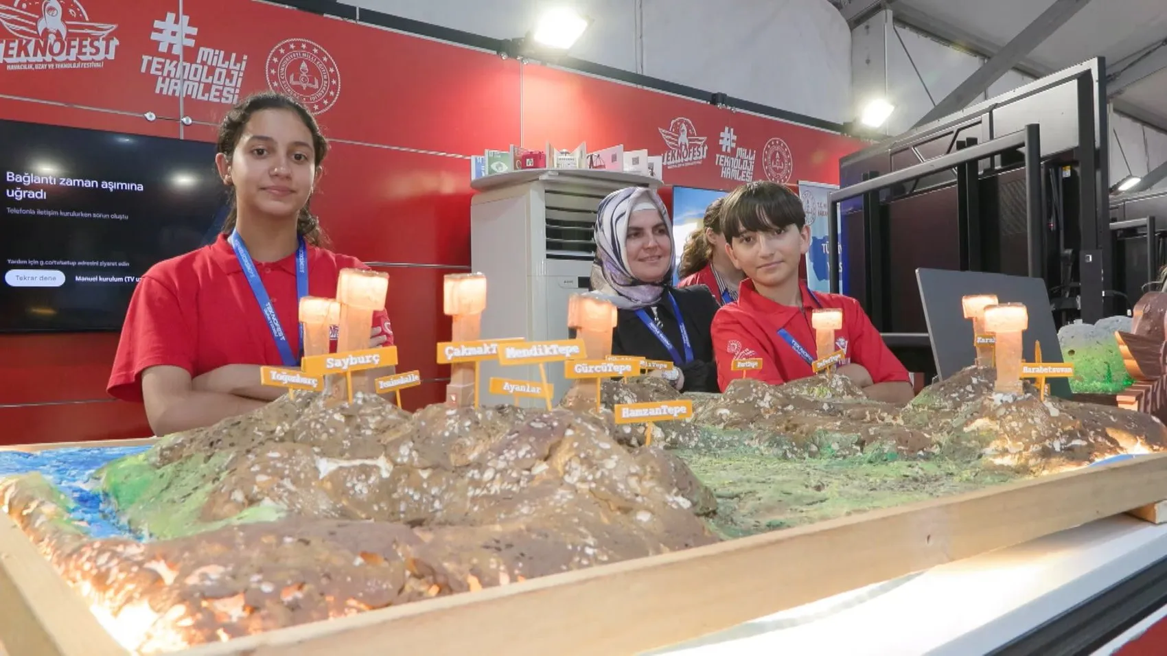 TEKNOFEST Güneydoğu'da Milli Eğitim Bakanlığı standına yoğun ilgi