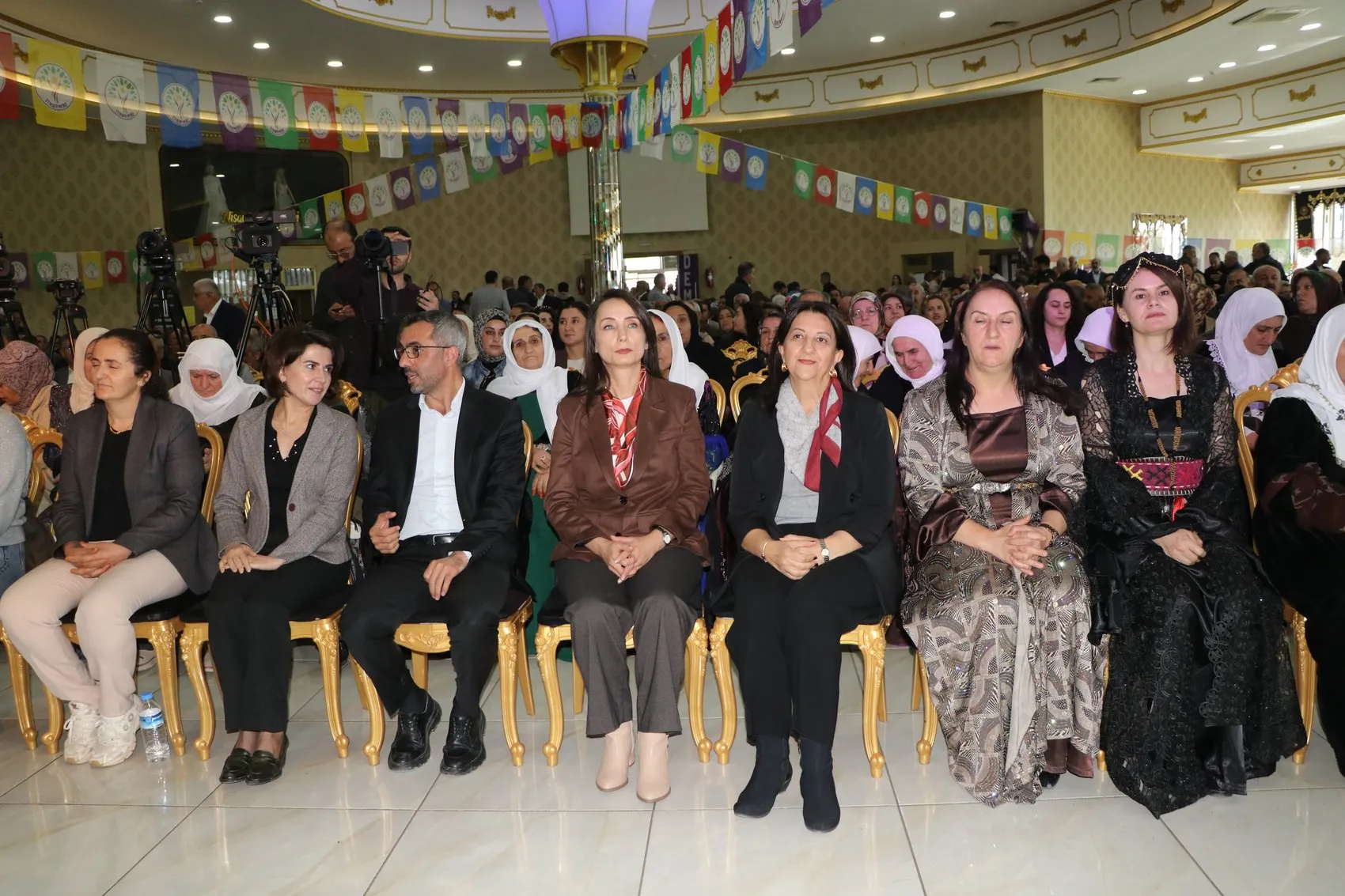 Tülay Hatimoğulları: Çerçeve yasanın hayata geçirilmesi çok önemli