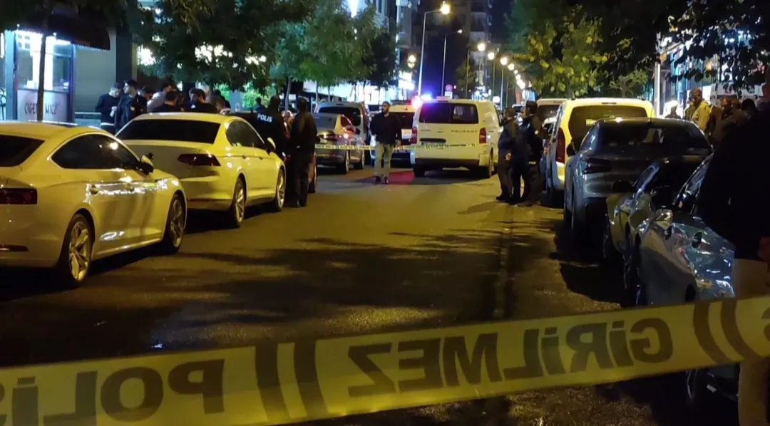 Batman GAP Mahallesi'nde iş yerine silahlı saldırı düzenlendi