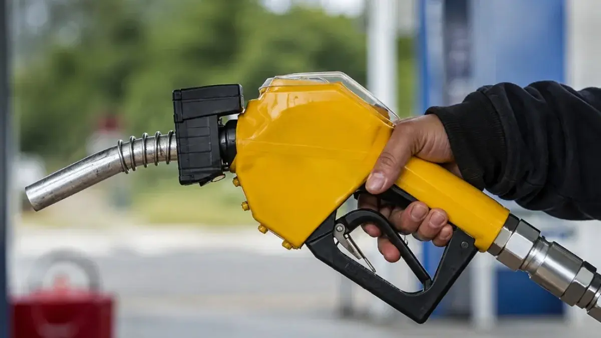 Akaryakıt fiyatları son dakika: Motorin fiyatlarına bu gece zam geliyor! İstanbul'da motorin litre fiyatı ne